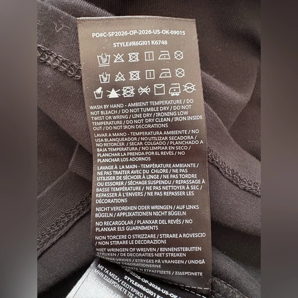 NWT-GUESS Women's Jet Black Logo Studded Tee - Picture 5 of 8